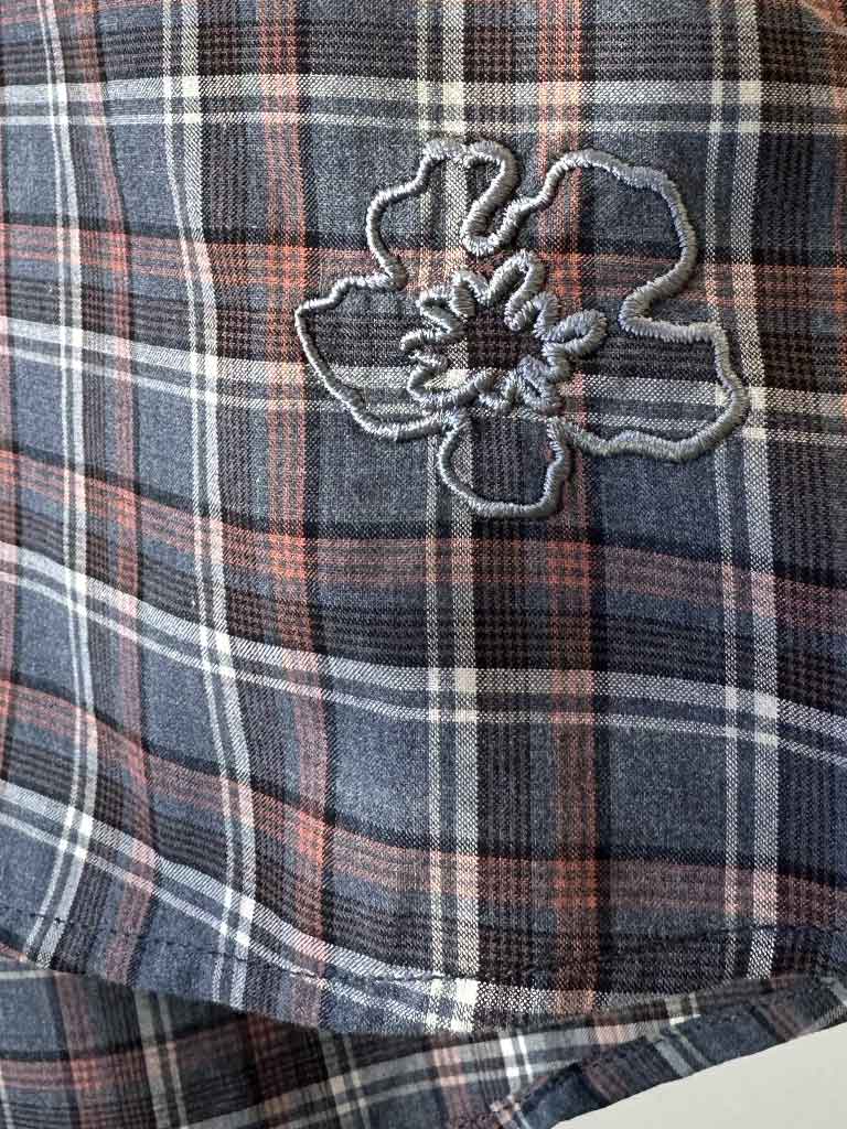 AVA Kortærmet Skjorte med Pufærme i Grå Tern