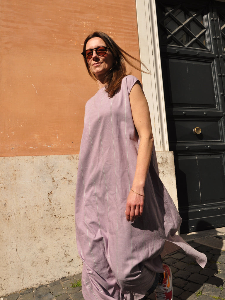 Front of Ennia dress in rose lavender