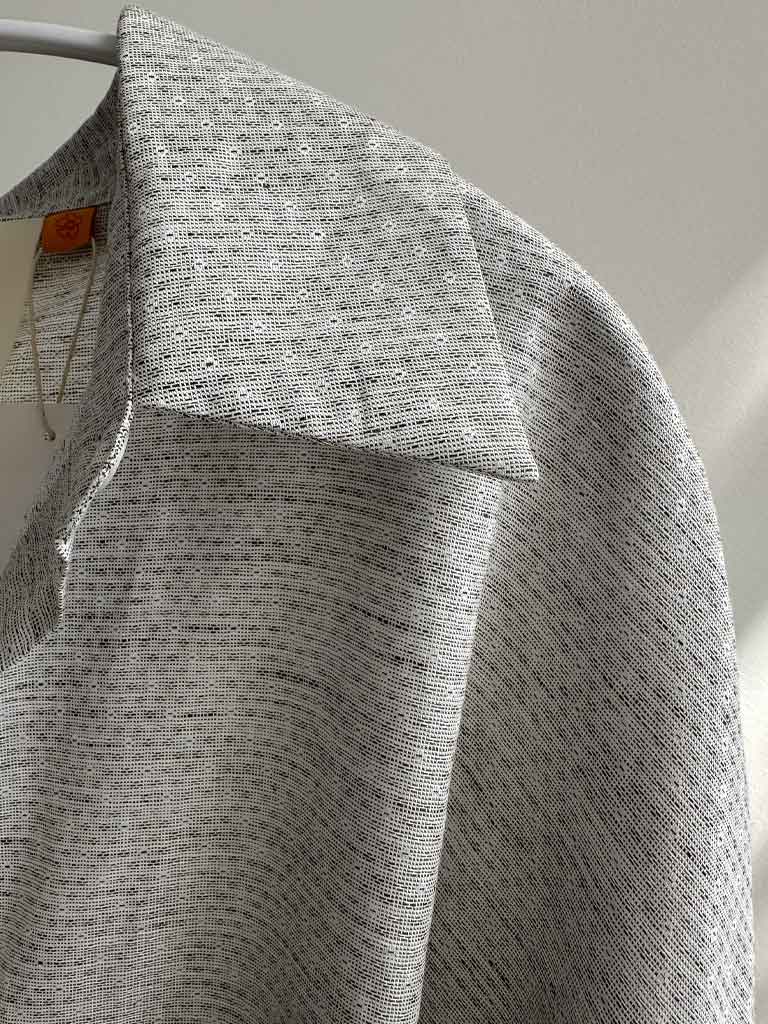 ASSIO Oversized Grå Hør Kjole
