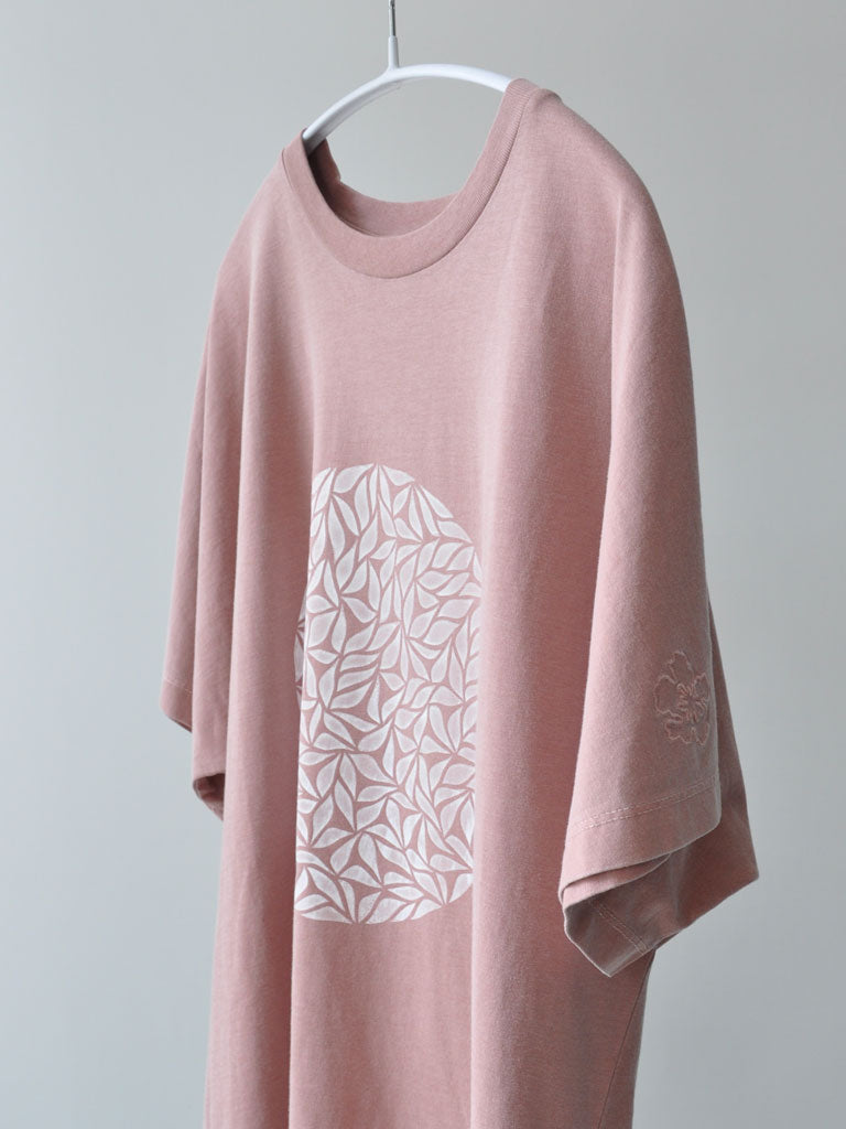 Side of Avio Papercut Tee in Rose - Special Edition