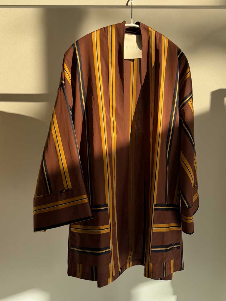 Stribet brun kimono i Tencel – ALEA KIMONO