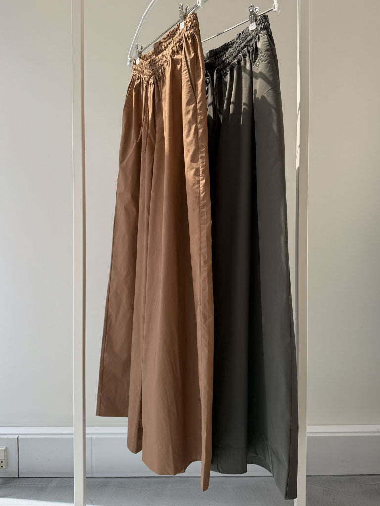 Khaki Green Loose Pants with Elastic Waist – ALEA PANTS