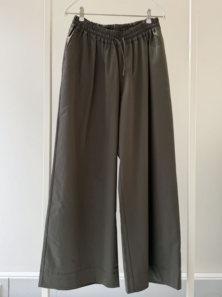 Khaki Green Loose Pants with Elastic Waist – ALEA PANTS