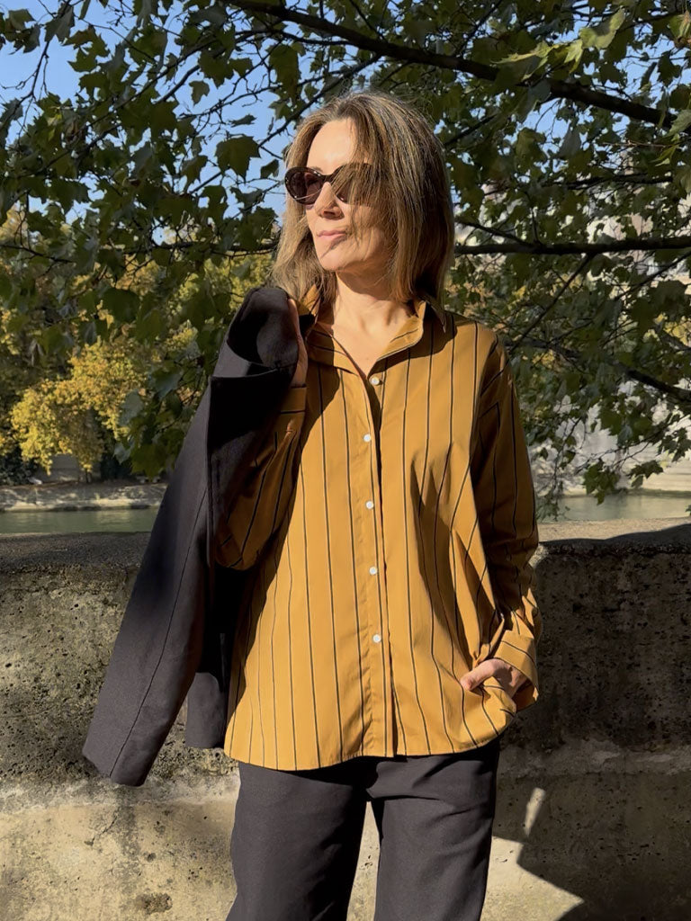 Okker Gul Stribet Oversized Skjorte i Bomuld – ANA