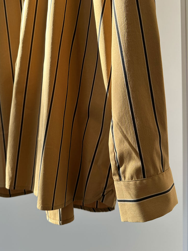 Okker Gul Stribet Oversized Skjorte i Bomuld – ANA