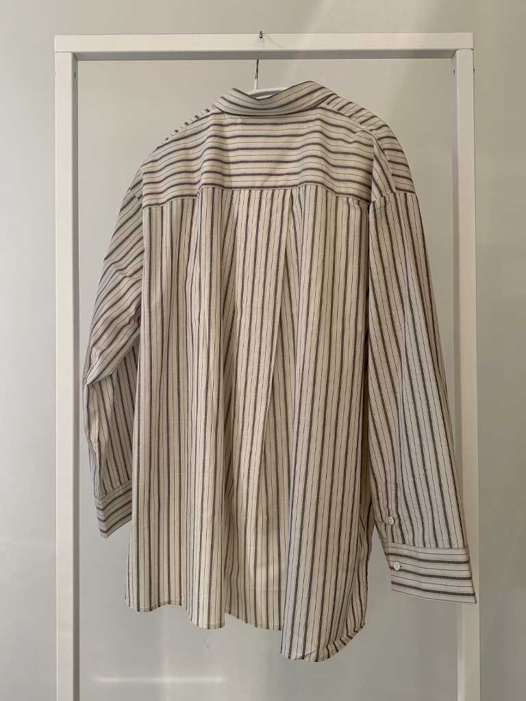 Oversized Skjorte i Beige og Brune Striber i Bomuld – ANES SHIRT