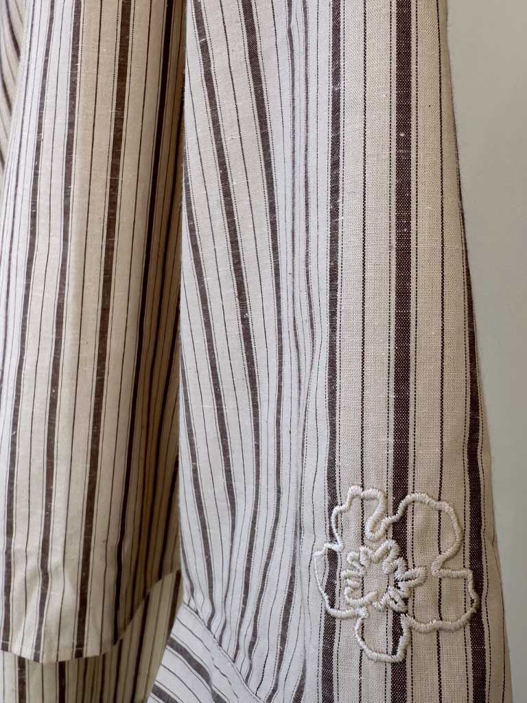 Oversized Skjorte i Beige og Brune Striber i Bomuld – ANES SHIRT