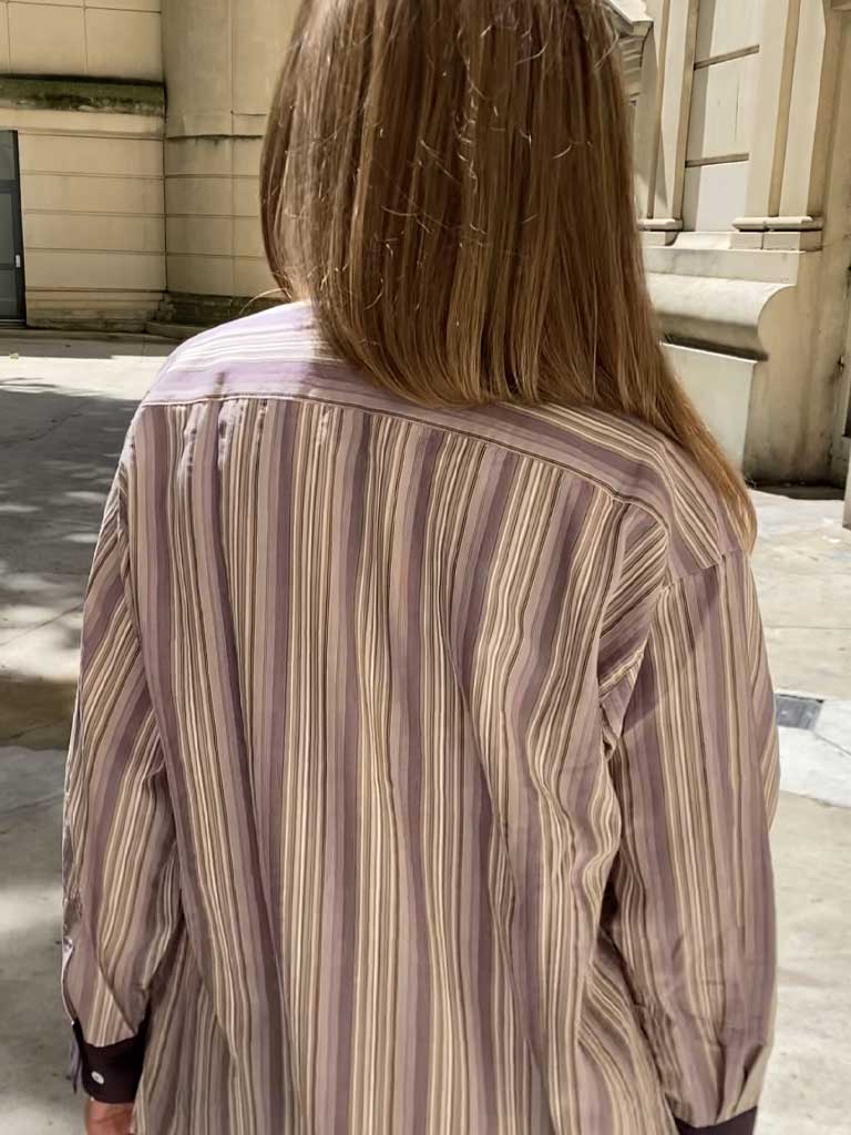 BEA ROSA STRIBET SKJORTE I TENCEL