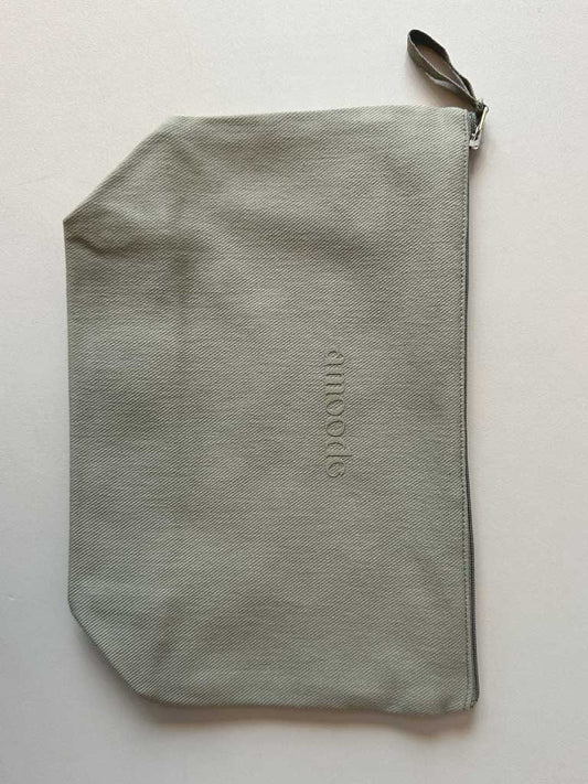 AMOODE POUCH GREEN