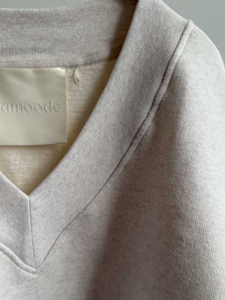 LEENA V-Hals Fleece Sweatshirt – Beige Melange
