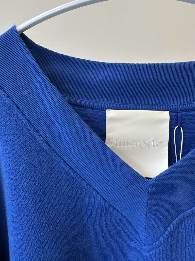LEENA V-Neck Fleece Sweat – Royal Blue