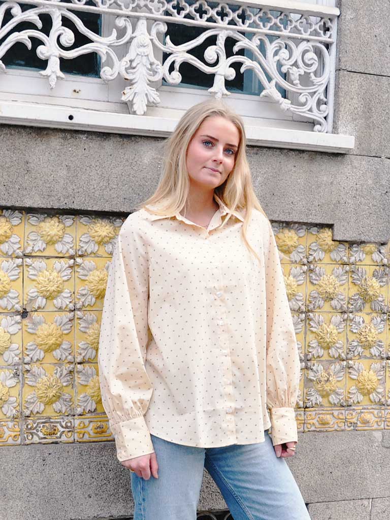 MANHATTAN SKJORTE - GUL MED BRUN DOT