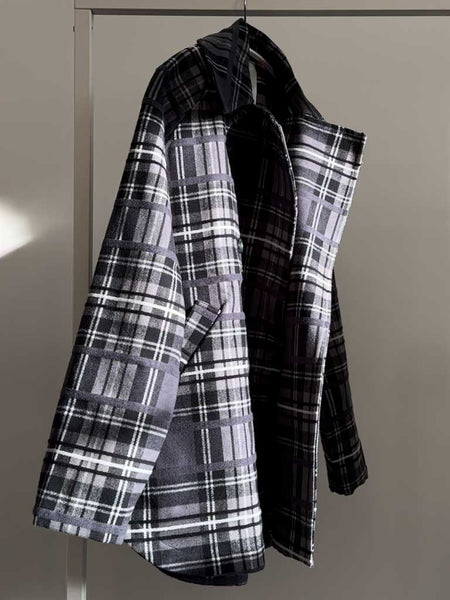 tea-jacket-black-check_grande.