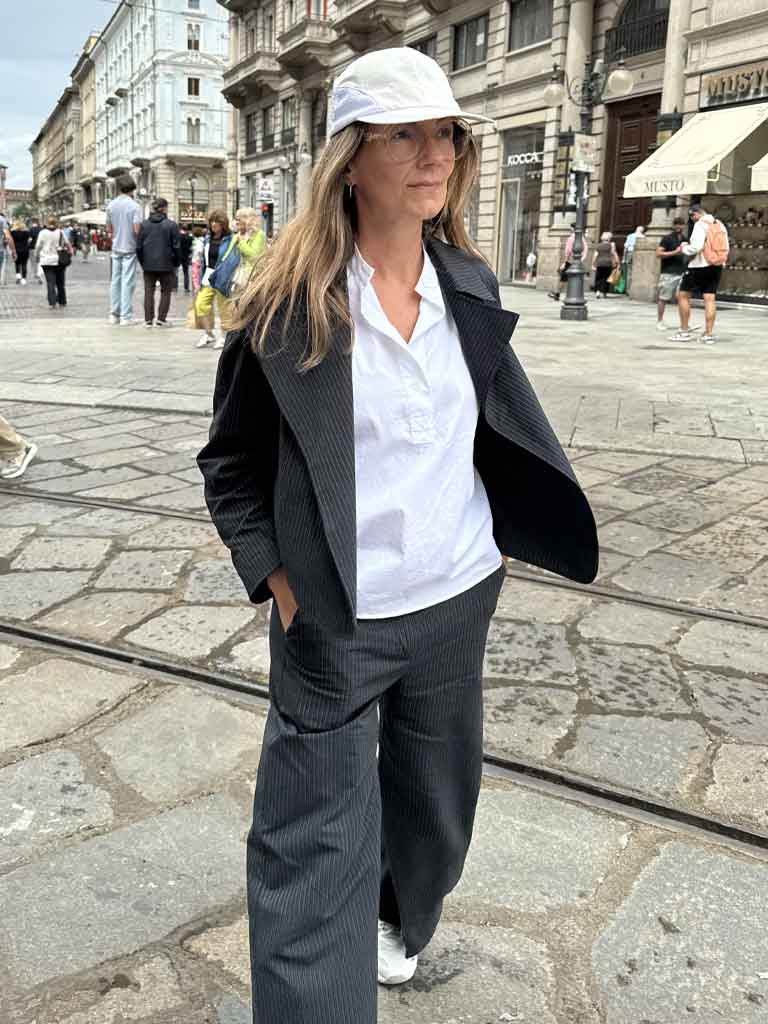 Mørkegrå bukser med Grøn Pinstripe - SARA PANTS