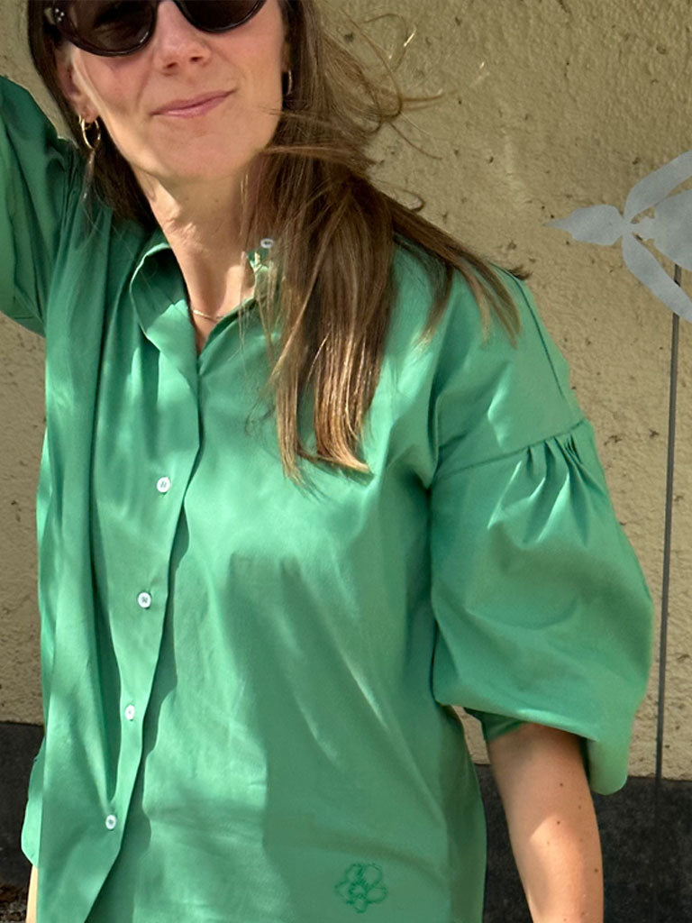 Front of Aude shirt in green