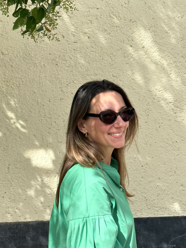 Side of Aude shirt in green